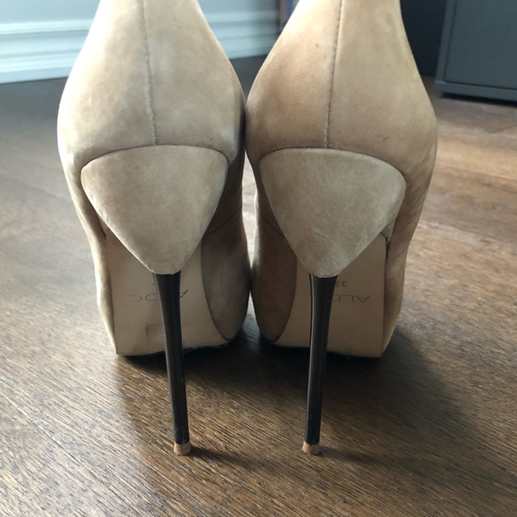 Aldo Beige Heels - Picture 2 of 3
